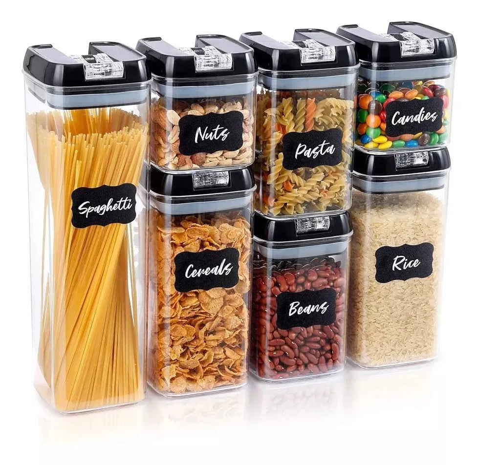 Juego de recipientes herméticos Thor Family Store transparentes con tapas negras y etiquetas para organizar despensa